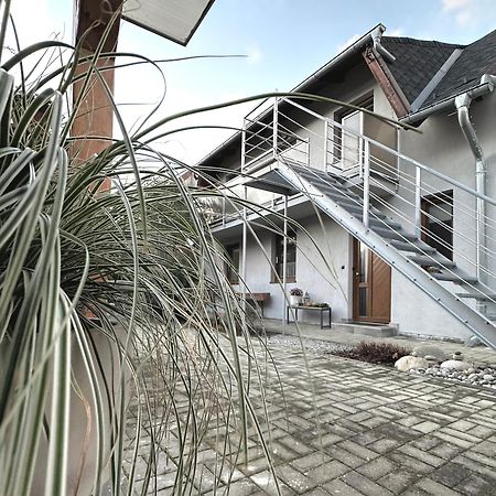 Apartment Nela Pavčina Lehota Εξωτερικό φωτογραφία