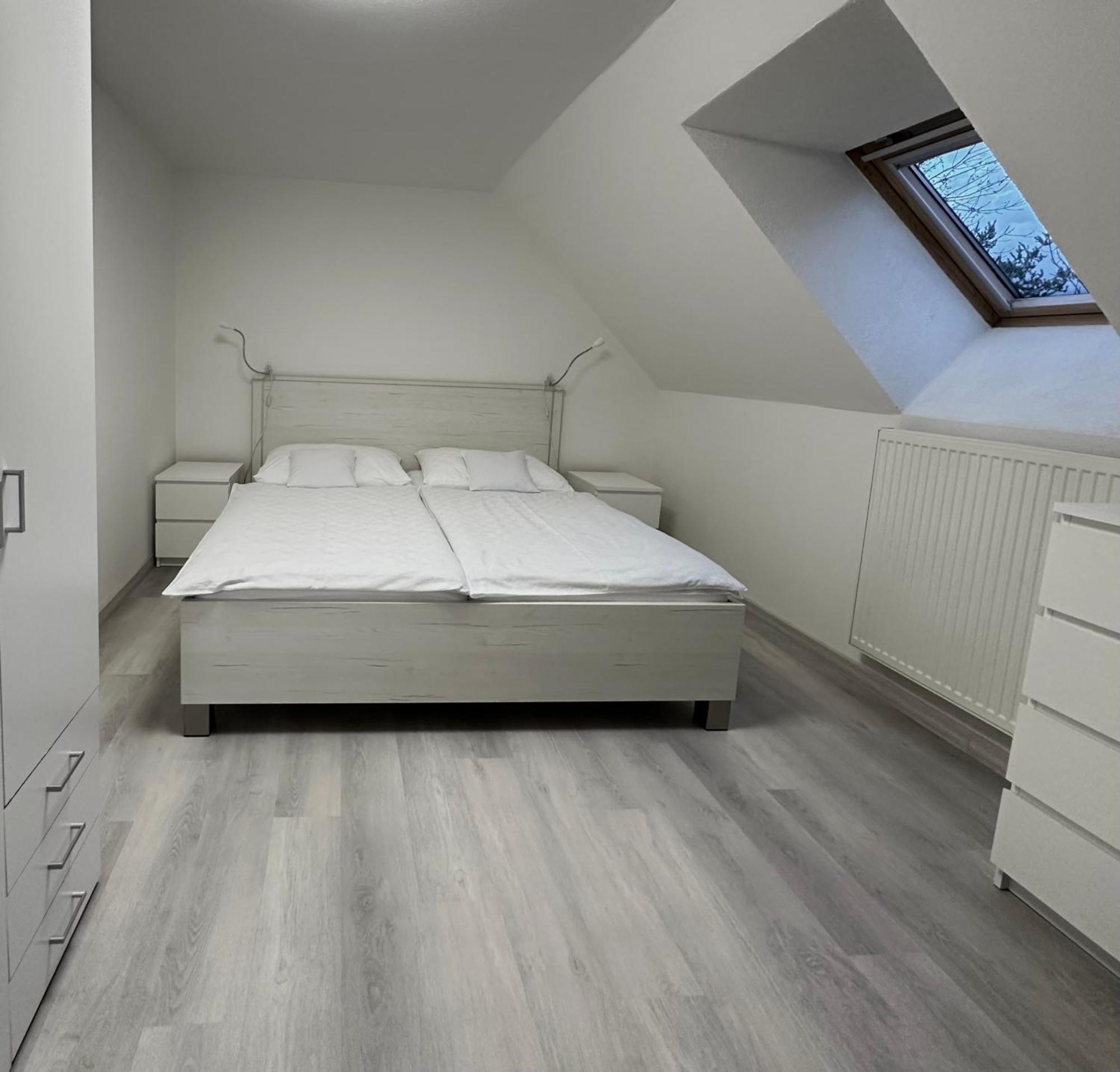 Apartment Nela Pavčina Lehota Εξωτερικό φωτογραφία